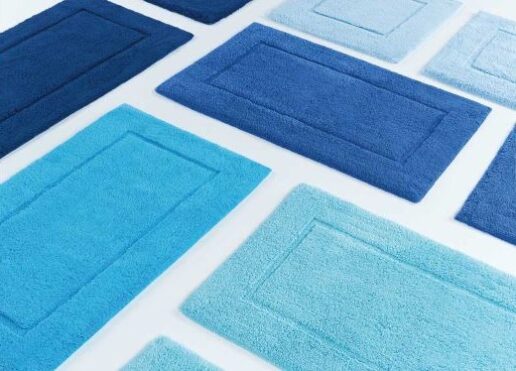 Tapis réversible de bain ou de sol uni bleu 60 coloris au choix