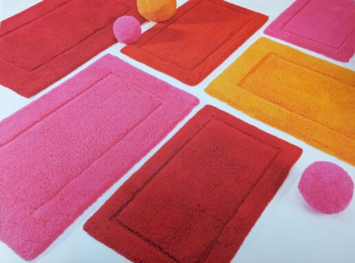 Tapis réversible de bain ou de sol uni rouge, orange, rose 60 coloris au choix